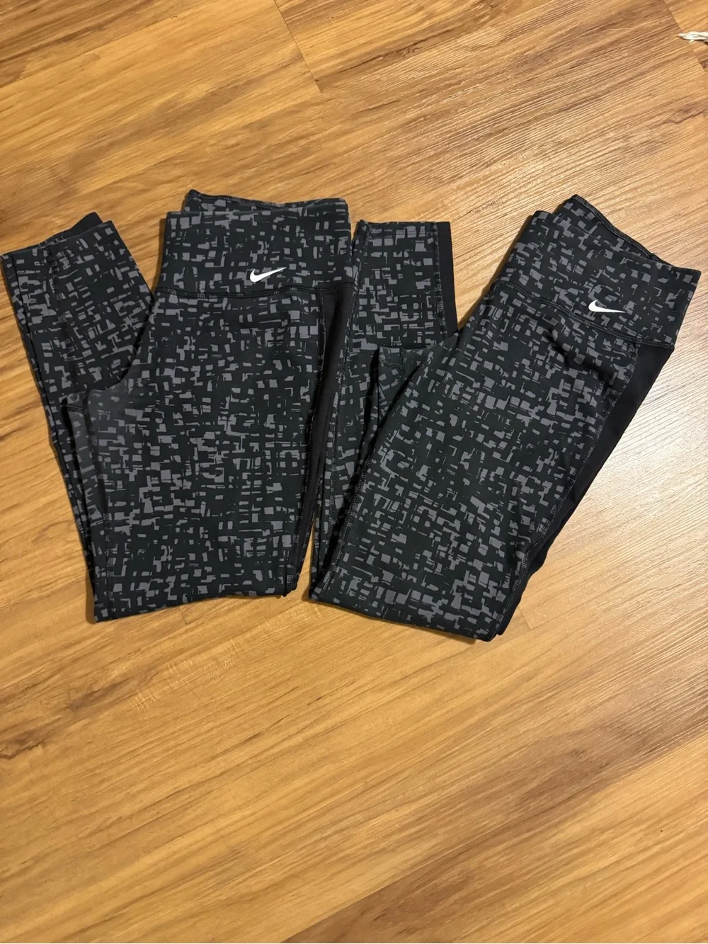 Nike Athletic Leggings (2) Women’s